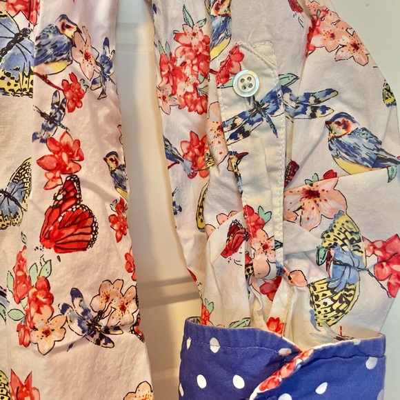 Talbots Wrinkle Resistant Floral Butterfly 3/4 Sleeve Button Down Shirt Size 4P - Picture 5 of 5